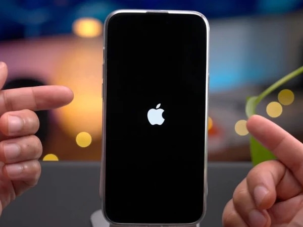 Το νέο χαρακτηριστικό των iPhone είναι για όσους δεν ξέρουν πως να απενεργοποιούν τη συσκευή τους