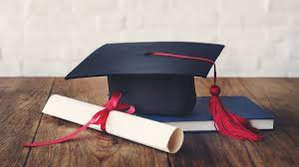 Δωρεάν μεταπτυχιακά: Τα 273 προγράμματα σπουδών χωρίς δίδακτρα - Σε ποια ΑΕΙ προσφέρονται