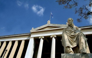 “Η μείωση αποδοχών οδηγεί σε brain drain”- Επιστολή καθηγητών στον πρωθυπουργό για τις αποδοχές των πανεπιστημιακών