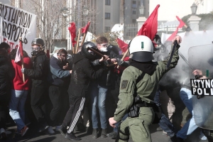 Θύελλα αντιδράσεων για τον άγριο ξυλοδαρμό φοιτητών από τα ΜΑΤ στο Πανεπιστήμιο Θράκης