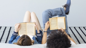 Τα 10 βιβλία που άλλαξαν τον κόσμο και οφείλει να διαβάσει κάθε 20χρονος!