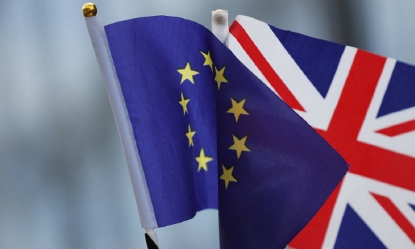 Brexit : Τέλος το Erasmus - Tι αλλάζει για τους Έλληνες που εργάζονται και σπουδάζουν στη Βρετανία