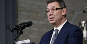 Ο Αλμπερτ Μπουρλά στο Πανεπιστήμιο Πατρών