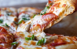 Ημέρα Πίτσας σήμερα, 9 Φεβρουαρίου. Τι λένε οι Διατροφολόγοι;