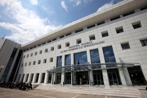 Σε εξέλιξη είναι οι αιτήσεις για το φοιτητικό επίδομα για το ακαδημαϊκό έτος 2017-2018 και οι δικαιούχοι μπορούν έως και την Τρίτη 3 Ιουλίου 2018, να υποβάλουν τις ηλεκτρονικές τους αιτήσεις στο stegastiko.minedu.gov.gr