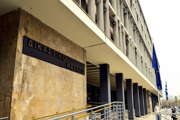 Στα δικαστήρια πρώην φοιτήτριες του ΔΙΠΑΕ – Καταγγέλουν καθηγητή για σεξουαλική παρενόχληση!