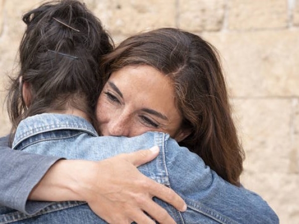 Ας μιλήσουμε για Αγάπη (Από την Αποξένωση στην Αυθεντική Συνάντηση)