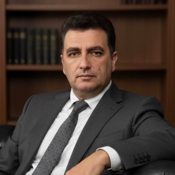 Οθόνες - Ψηφιακός Ευνουχισμός: Το «Ναρκωτικό» που Λιώνει τον Εγκέφαλο των Παιδιών