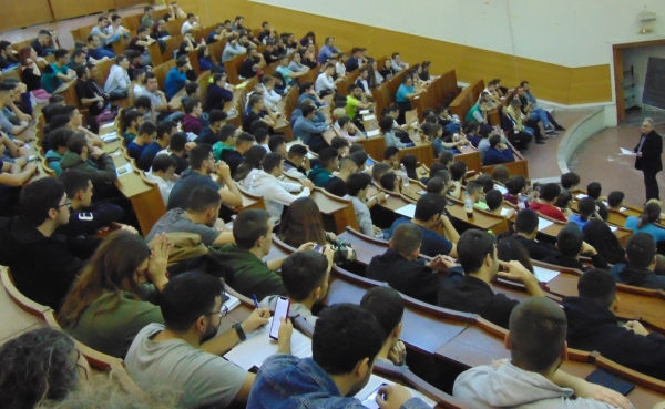 Έρχεται ξανά διαγραφή των «αιώνιων» φοιτητών