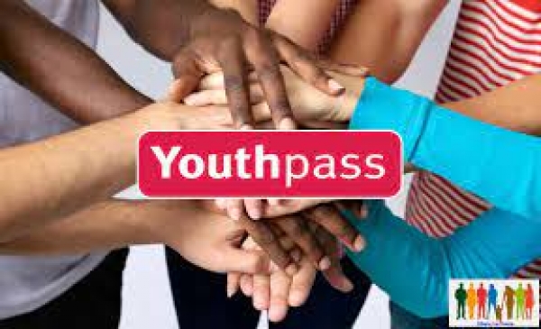 Youth Pass: Πότε ανοίγει η πλατφόρμα για το «Δώρο Χριστουγέννων» στους νέους