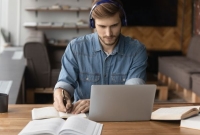 5 μύθοι για τα online μεταπτυχιακά και γιατί δεν ισχύουν