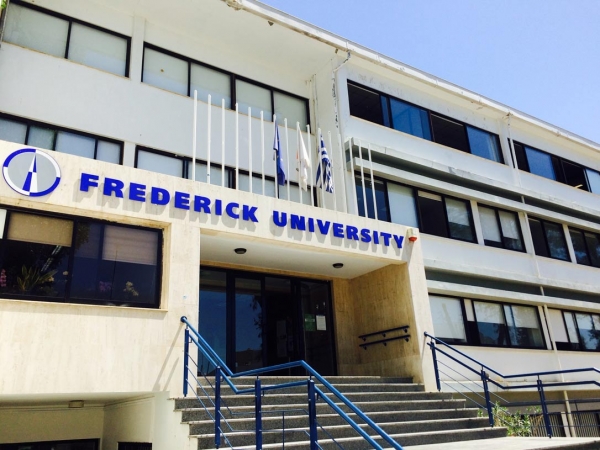 Πανεπιστήμιο Frederick Κύπρου:Με διαδικτυακή αποφοίτηση ολοκληρώθηκε το ακαδημαϊκό έτος