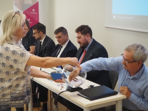 Διεξαγωγή κλήρωσης χορήγηση υποτροφιών σε νέους και εν ενεργεία φοιτητές/τριες στα Προπτυχιακά και Μεταπτυχιακά Προγράμματα Σπουδών του για το ακαδημαϊκό έτος 2024-2025 που ανήκουν σε ευάλωτες κοινωνικές ομάδες