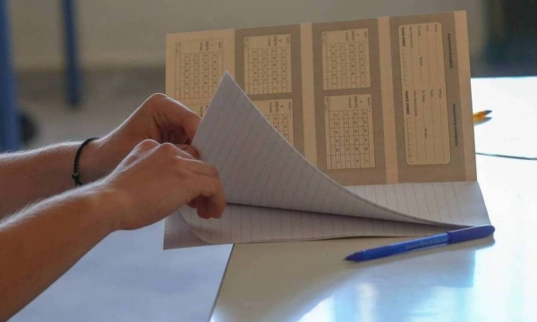 Πανελλήνιες Εξετάσεις 2021: H Ελάχιστη Βάση Εισαγωγής κόβει 30.000 φοιτητές από τα ΑΕΙ