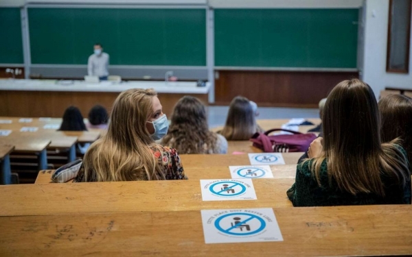 Παρατείνεται η αναστολή των πρακτικών, κλινικών, εργαστηρίων, δια ζώσης μαθημάτων έως (26 Απριλίου) για Πανεπιστήμια, Κολλέγια, ΙΕΚ, ΑΕΝ