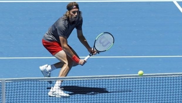 Τσιτσιπάς: Στον τελικό του Ντουμπάι και στο Top10 της παγκόσμιας κατάταξης