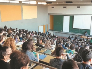 Αυτά είναι τα 109 Τμήματα Πανεπιστημίων που το πτυχίο τους ισοδυναμεί με μεταπτυχιακό τίτλο