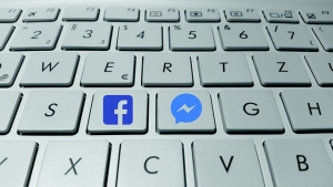Facebook: «Πονοκέφαλος» η νέα ρύθμιση με το PIN στο Messenger – Τι είναι και πώς λειτουργεί