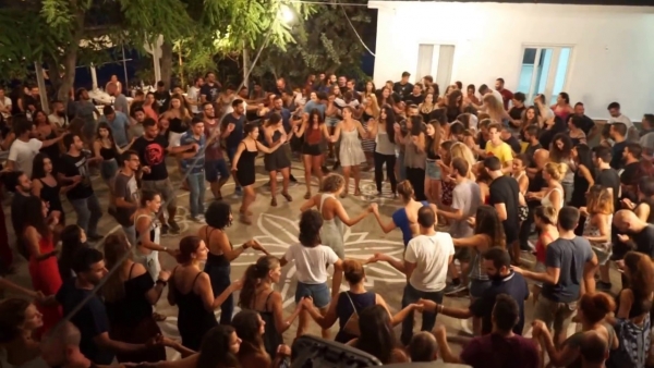 For the Festivals: Δύο Λαρισαίοι φτιάχουν must εφαρμογή, για να μη χάνεις πανηγύρι για πανηγύρι!