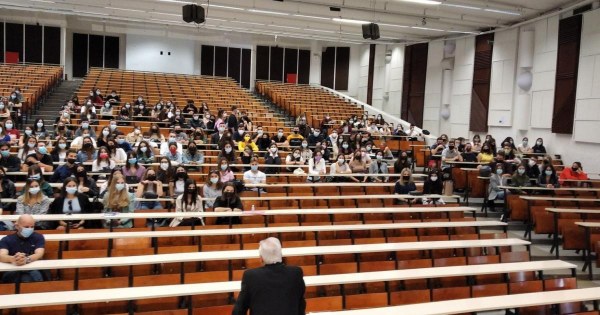 Πότε χάνεται η φοιτητική ιδιότητα: Διαγραφές, αναστολές και όριο φοίτησης στα ΑΕΙ