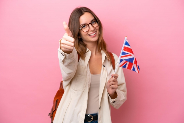 Πώς μπορούν να βοηθήσουν τα αγγλικά τους φοιτητές: 4+1 τρόποι!