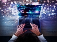 Τεχνολογία: Συναγερμός στις μυστικές υπηρεσίες – Ο σύγχρονος πόλεμος των κατασκόπων «χωράει» σε ένα… τσιπ