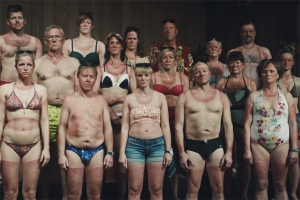 Αγαπητοί Ελληνες, βοηθήστε ένα Δανό στον ήλιο!