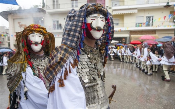 Μασκαρευτείτε για τα πιο διάσημα καρναβάλια της Ελλάδας