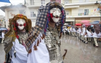 Μασκαρευτείτε για τα πιο διάσημα καρναβάλια της Ελλάδας