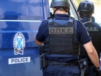 Πάτρα: Μπραβιλίκια και στα… περίπτερα – Δύο οι βασικές οµάδες προστασίας στην πόλη