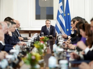 Αυξάνεται ο κατώτατος μισθός απο 1ης Απριλίου στα 880 ευρώ