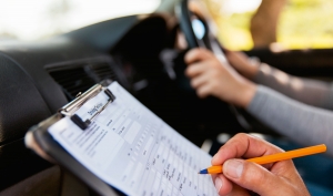 Δίπλωμα οδήγησης: Ξεκινούν από 11 Μαΐου οι εξετάσεις – Ψηφιακά η παραλαβή του!