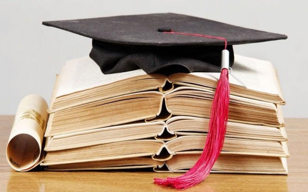 ΙΚΥ: Eκπόνηση διδακτορικής διατριβής στην Ελλάδα -700 υποτροφίες