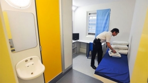 Έτσι είναι τα κελιά φυλακών σε 14 χώρες του κόσμου!
