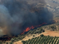 Σε πλήρη εξέλιξη η φωτιά στο Ρέθυμνο - Ανυπολόγιστη η καταστροφή