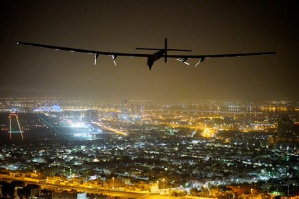 Το Solar Impulse ολοκληρώνει το γύρο του κόσμου χωρίς καύσιμα