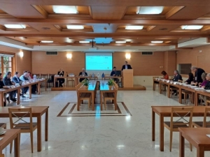 Σπουδές Πληροφορικής: Εισάγονται κάθε χρόνο 8-9.000, αποφοιτούν οι μισοί