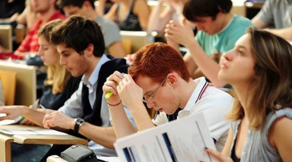 40% περισσότερους φοιητητές από όσους ζητάνε θα δεχθούν τα πανεπιστήμια