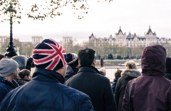Brexit: Τι πρέπει να γνωρίζουν οι Έλληνες στη Βρετανία