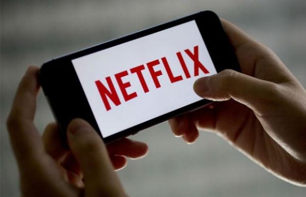 Πώς θα κάνετε Instagram Story τη σειρά που βλέπετε στο Netflix