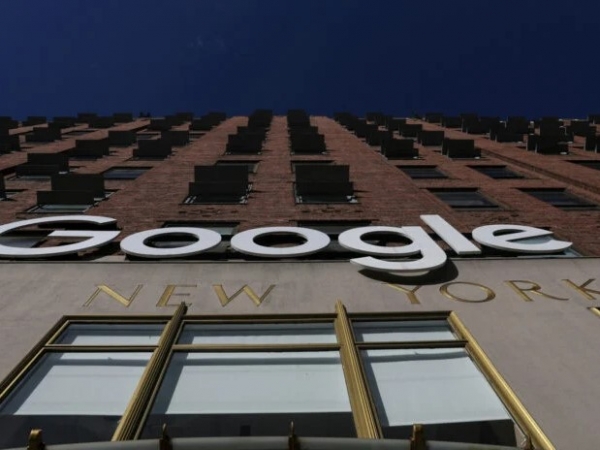 Τη διάσπαση της Google εξετάζει το αμερικανικό Υπουργείο Δικαιοσύνης