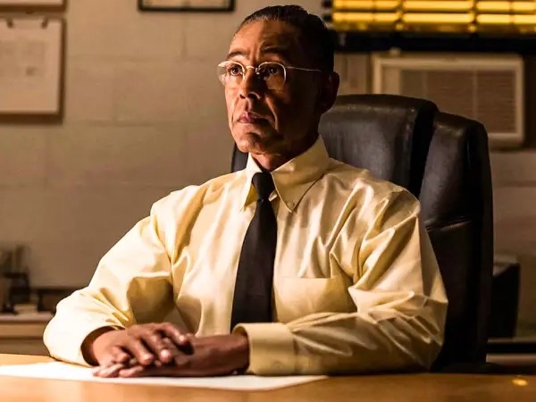 Η σκοτεινή στιγμή του Giancarlo Esposito: Σκέφτηκε να προσλάβει εκτελεστή!
