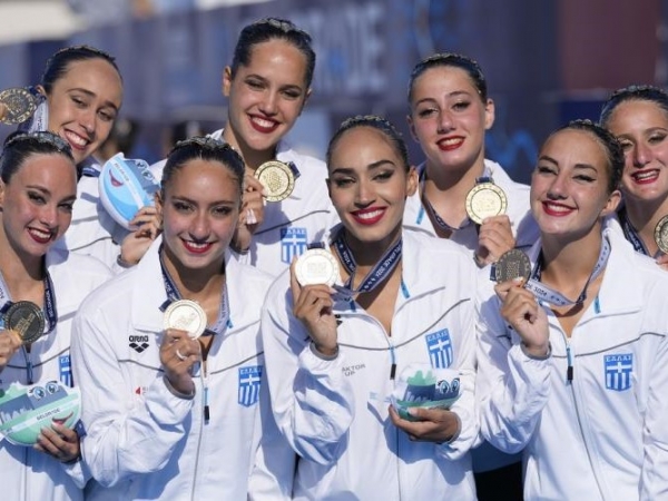 Χρυσά τα κορίτσια της καλλιτεχνικής κολύμβησης - Στην κορυφή της Ευρώπης