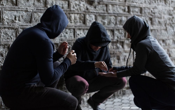 Παραβατικότητα ανηλίκων: Ωμή βία, έτσι για τη φάση