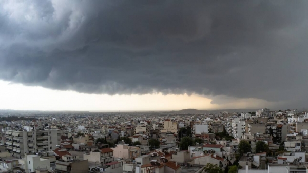 Κακοκαιρία: Έρχεται ο &quot;Ιανός&quot; - Πού θα χτυπήσει, τι να προσέξετε