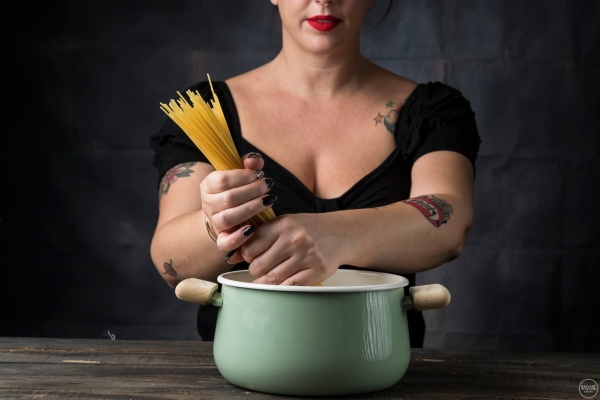 10 μυστικά για τέλειες μακαρονάδες, ακόμα κι αν δεν έχεις ιδέα από μαγειρική