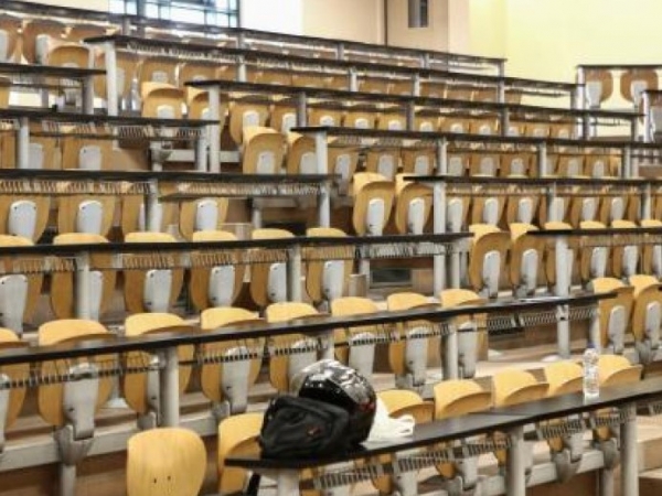 Να ξεκινήσει η διαγραφή των «αιωνίων» φοιτητών, αλλά όχι κατά τρόπο οριζόντιο και ισοπεδωτικό – Υπάρχει εναλλακτική λύση. Του Νίκου Ηλιάδη