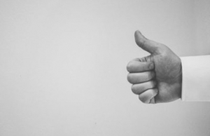 Τα likes στα social media προσφέρουν την ίδια ευχαρίστηση με το σεξ