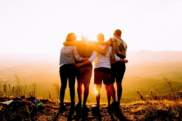 8 τρόποι να κάνεις φιλίες που αντέχουν στον χρόνο!