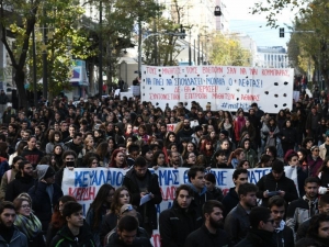 Κλειστά σχολεία και Πανεπιστήμια αύριο Δευτέρα: Ραντεβού στους δρόμους δίνουν μαθητές και φοιτητές